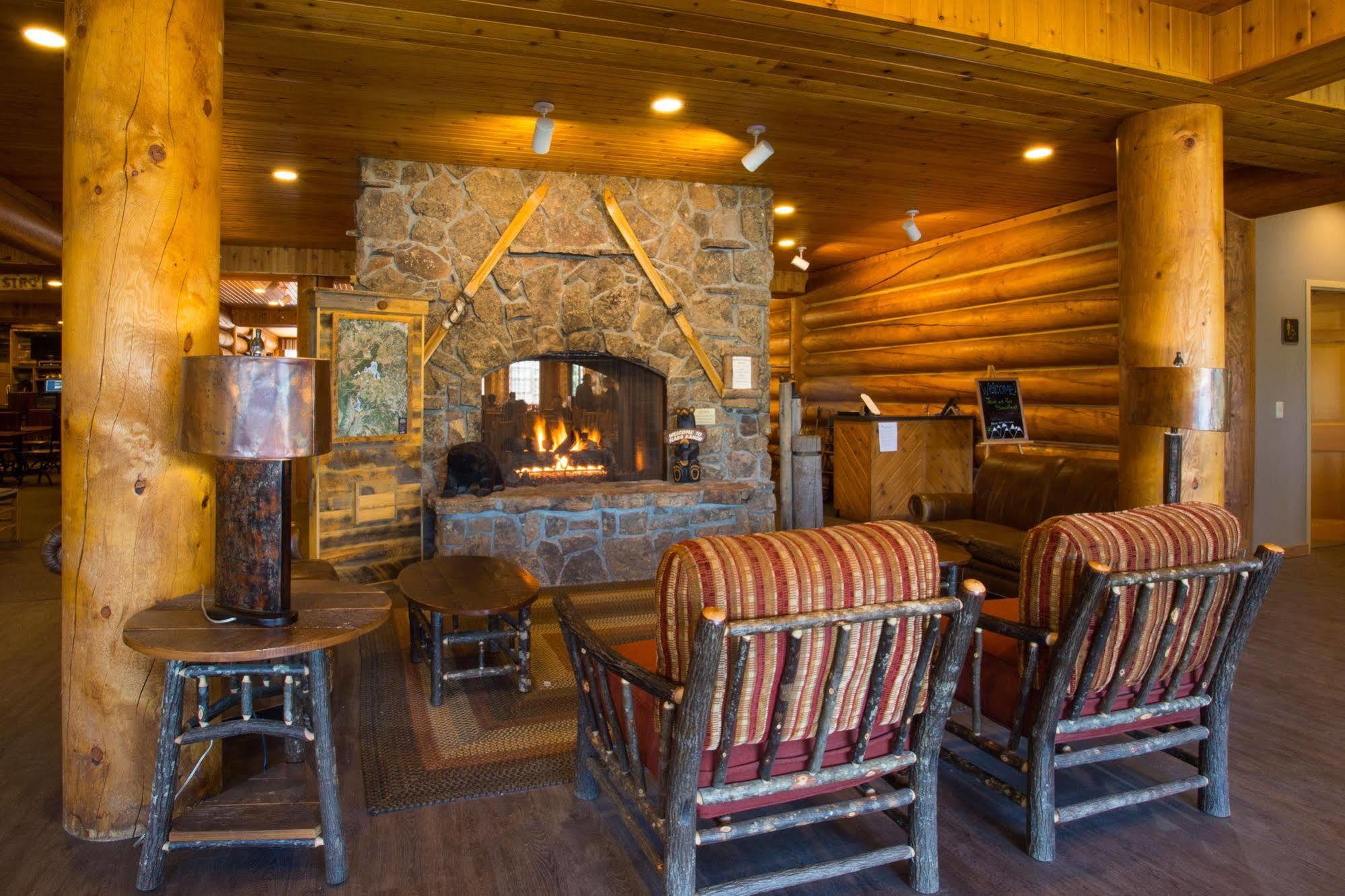 Headwaters Lodge & Cabins At Flagg Ranch Moran Exterior photo